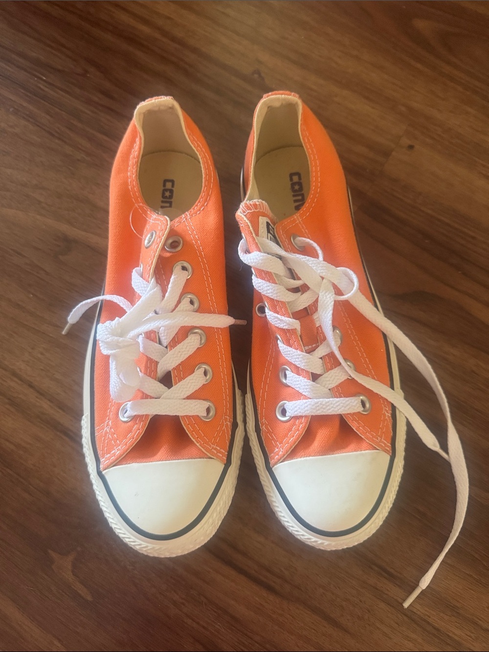 Converse Orange Low-Top Canvas Sneakers Womens size 7 NWOT
